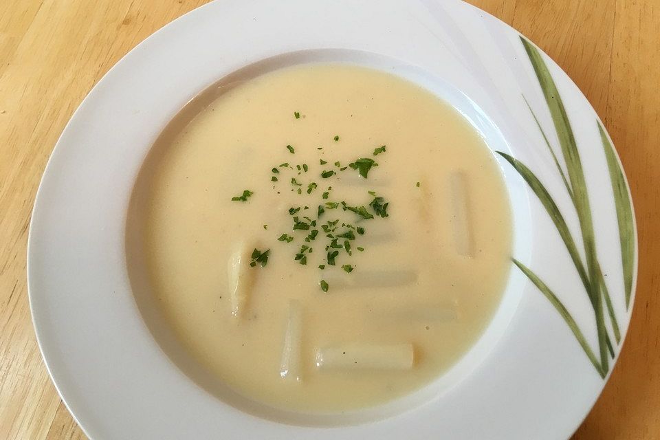 Spargelcremesuppe