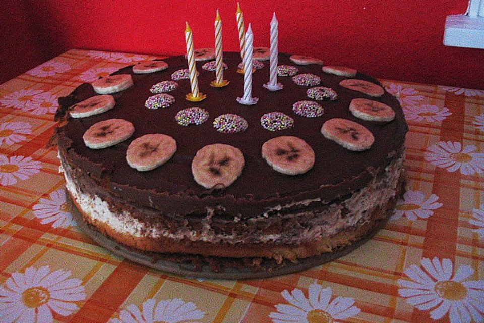 Bananen - Nugat - Torte