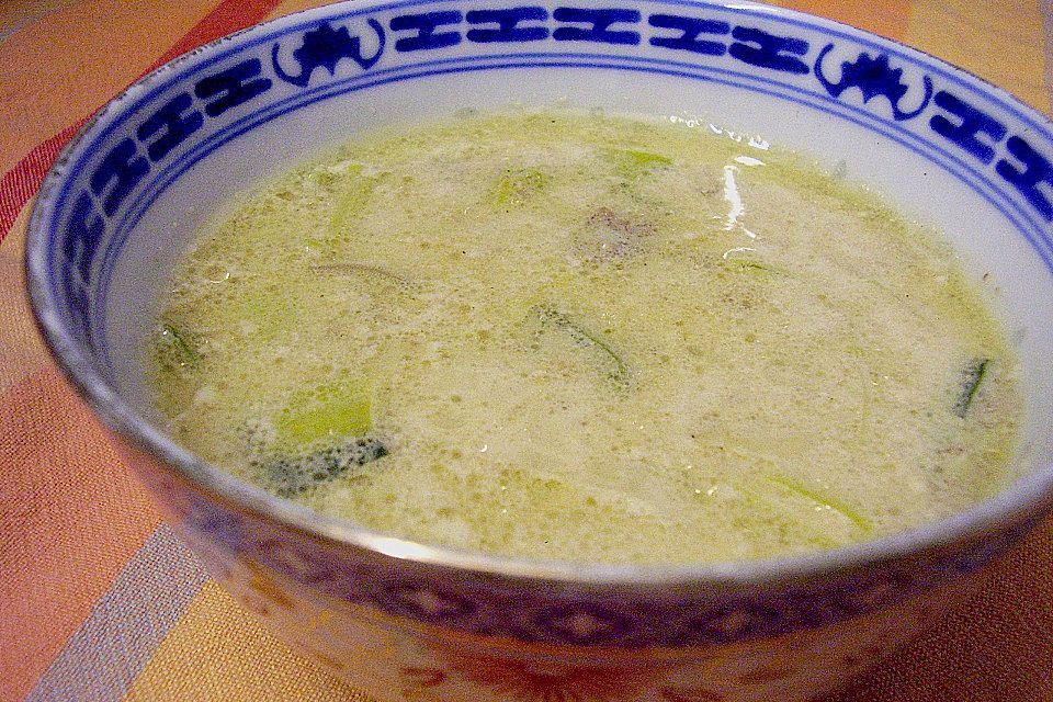 Lauchsuppe mit Hackfleisch