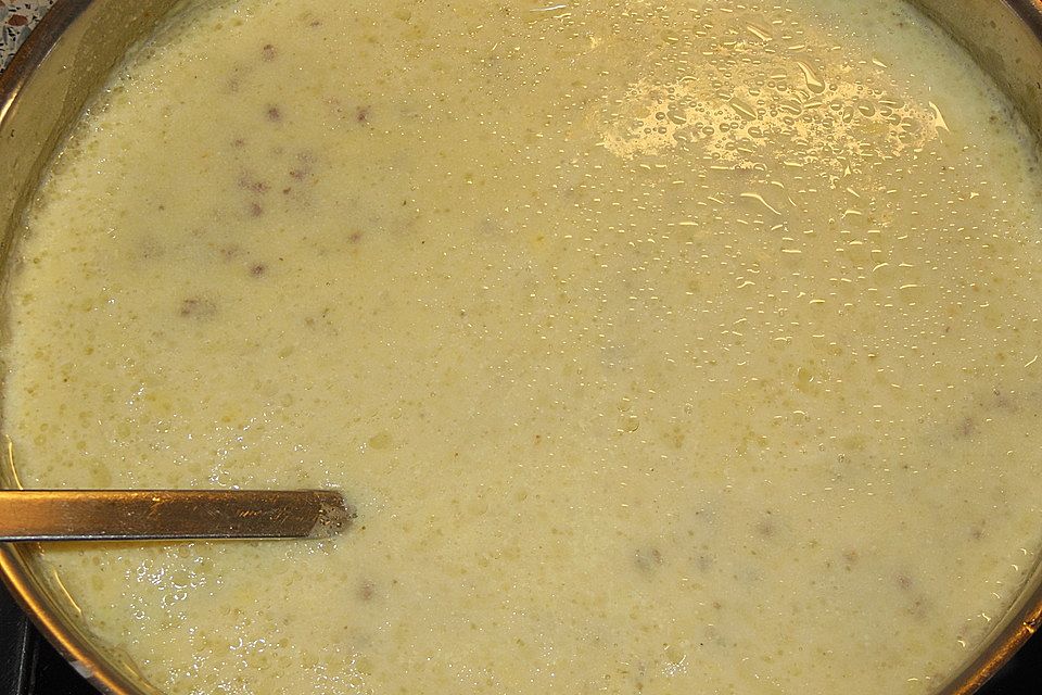 Lauchsuppe mit Hackfleisch