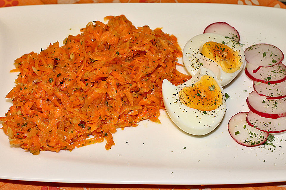 Russischer Möhrensalat