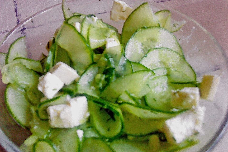 Gurken - Feta - Salat