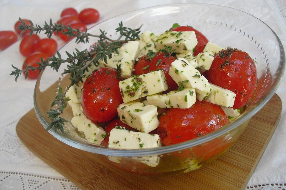 Kirschtomaten mit Feta