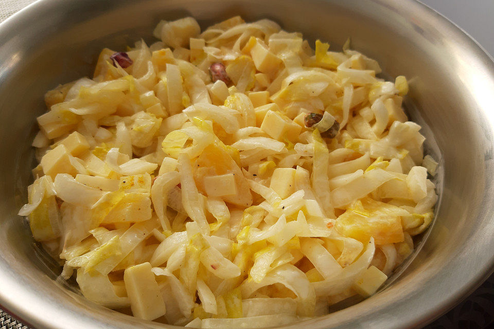 Käse - Erdnuss - Salat