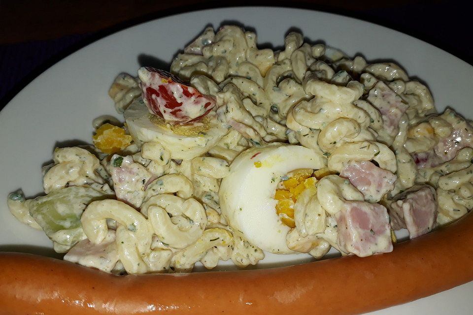 Frischer Nudelsalat