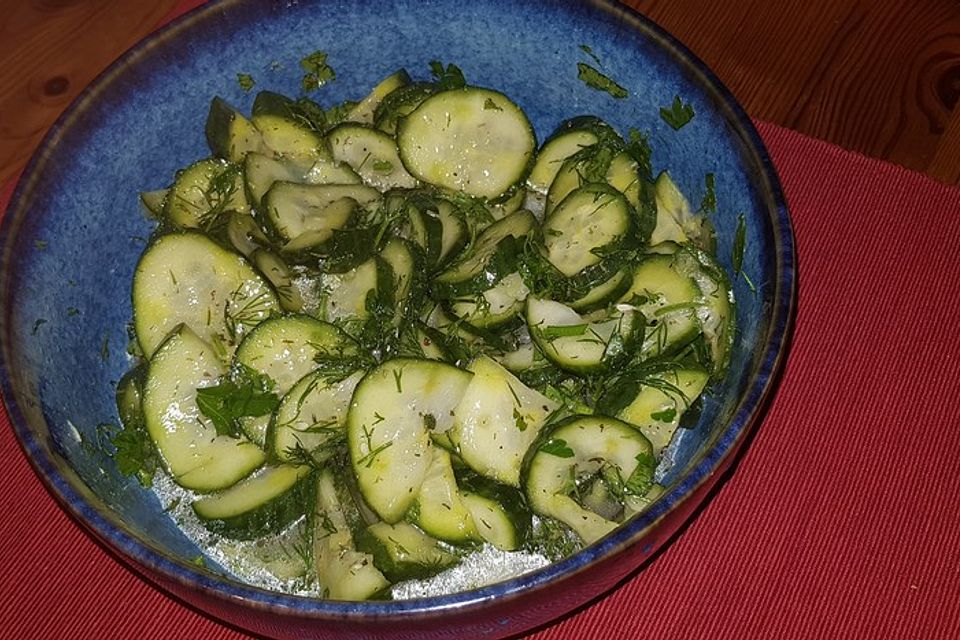 Schlesischer Gurkensalat