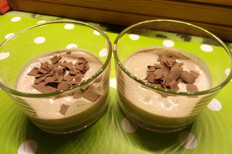 Schnelles Erdnussbutter - Schmand - Dessert