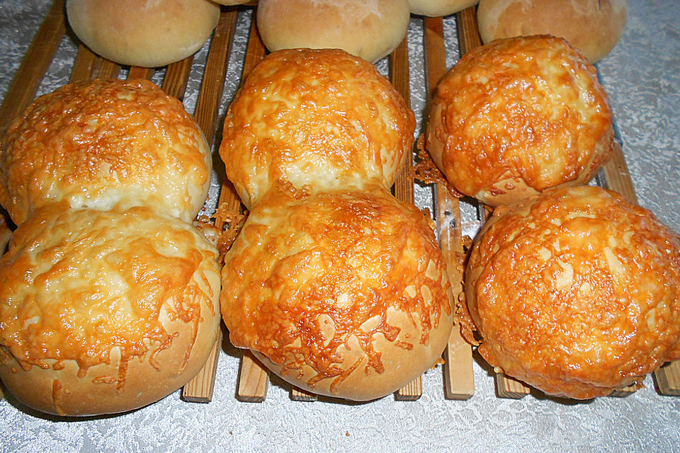 Käsebrötchen