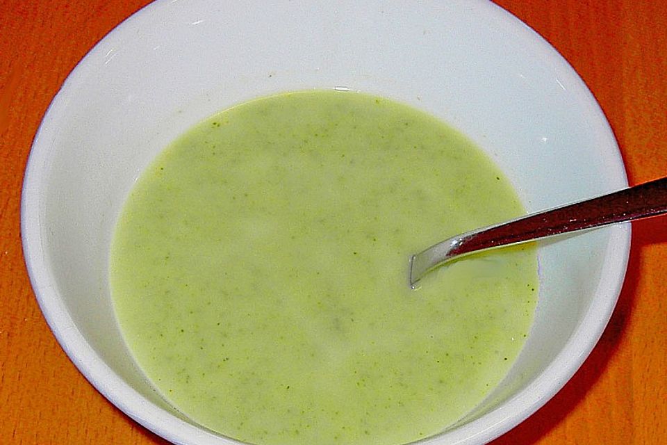 Brokkolisuppe