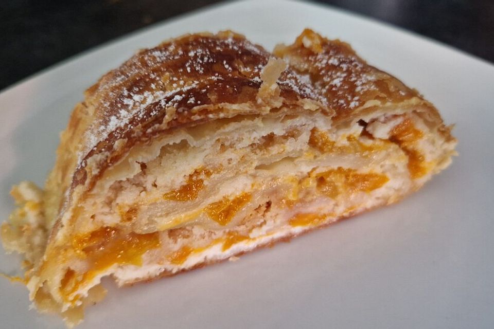 Marillen - Marzipan - Strudel