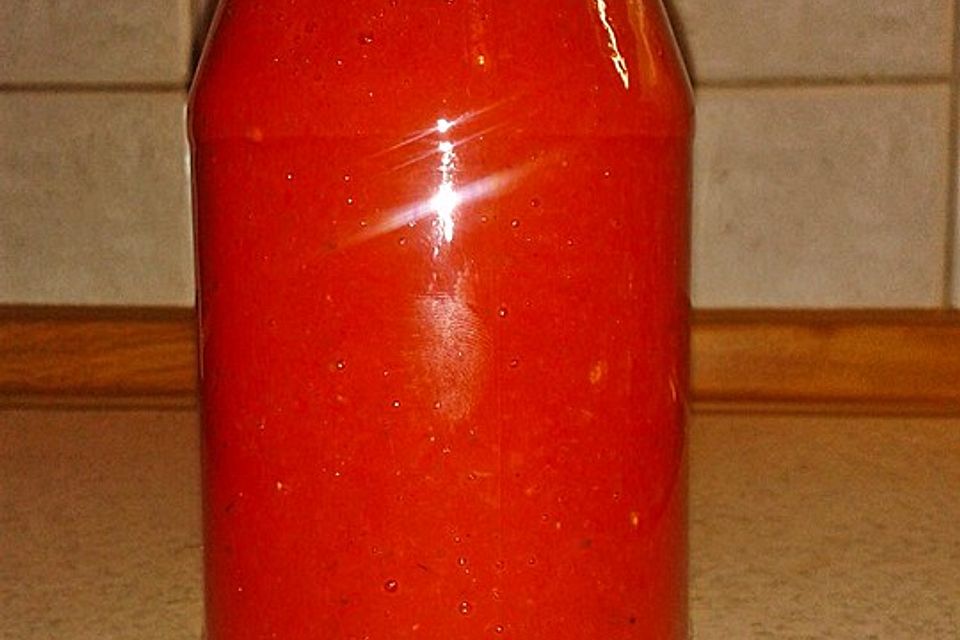 Omas Tomaten - Paprika Soße