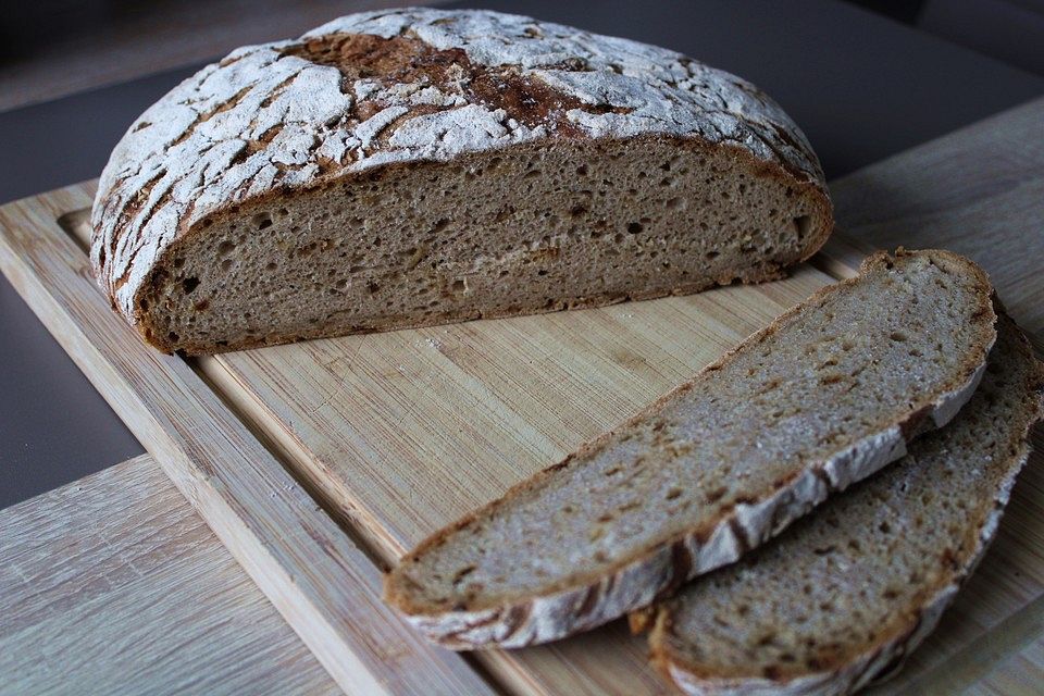 Eichkatzerls herzhaftes Zwiebelbrot