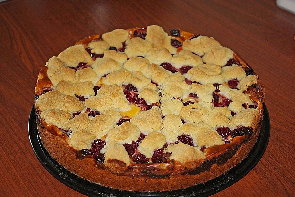 Kirschkuchen mit Zimtstreuseln