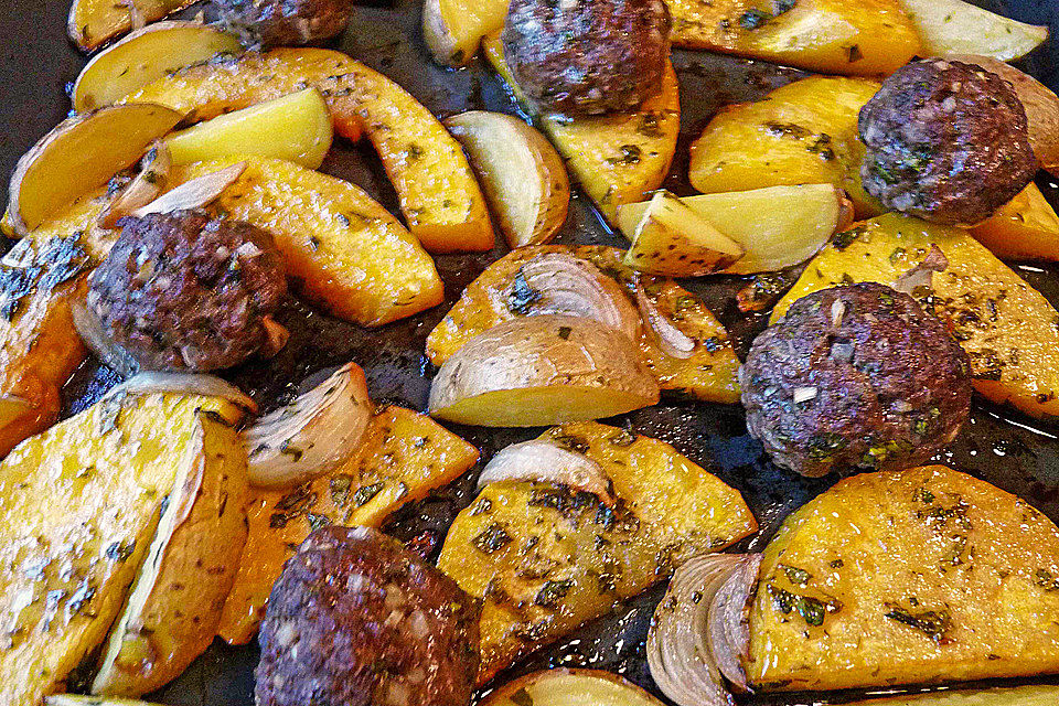 Kürbis mit Hackfleisch (Ofengericht)