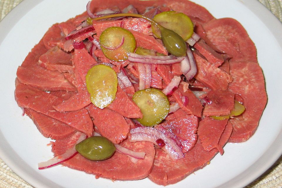 Pikanter Zungensalat