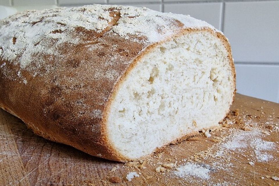 Kastenweißbrot und Freigeschobenes