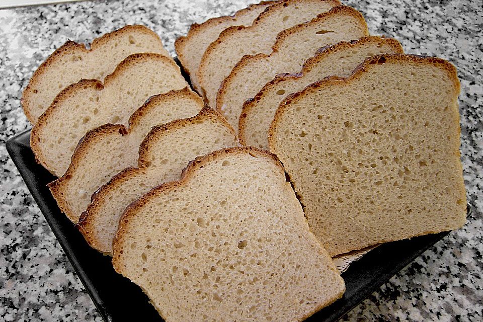 Kastenweißbrot und Freigeschobenes