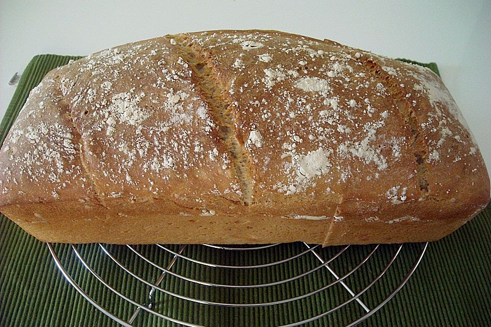 Kastenweißbrot und Freigeschobenes