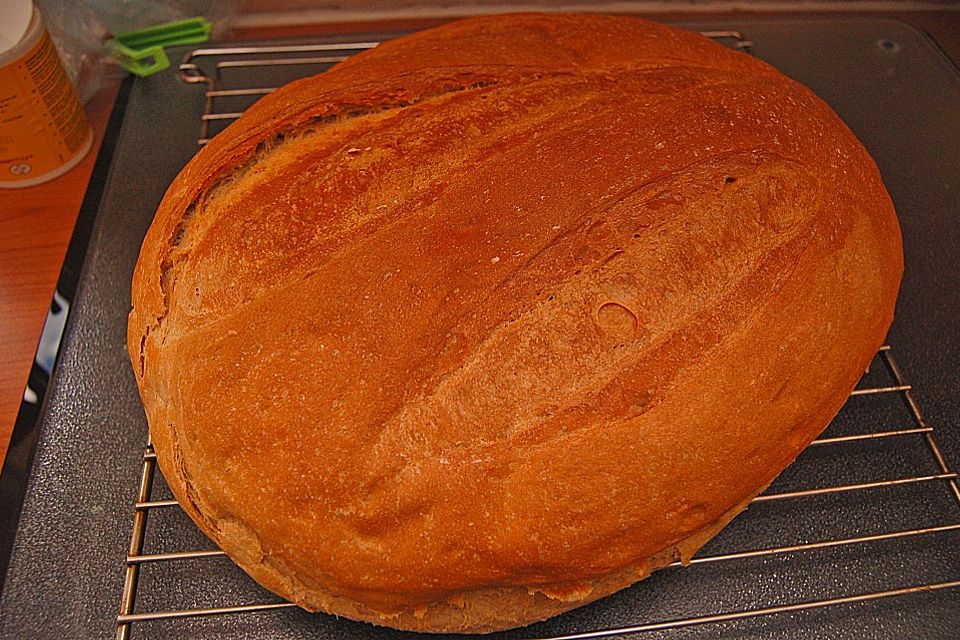 Kastenweißbrot und Freigeschobenes