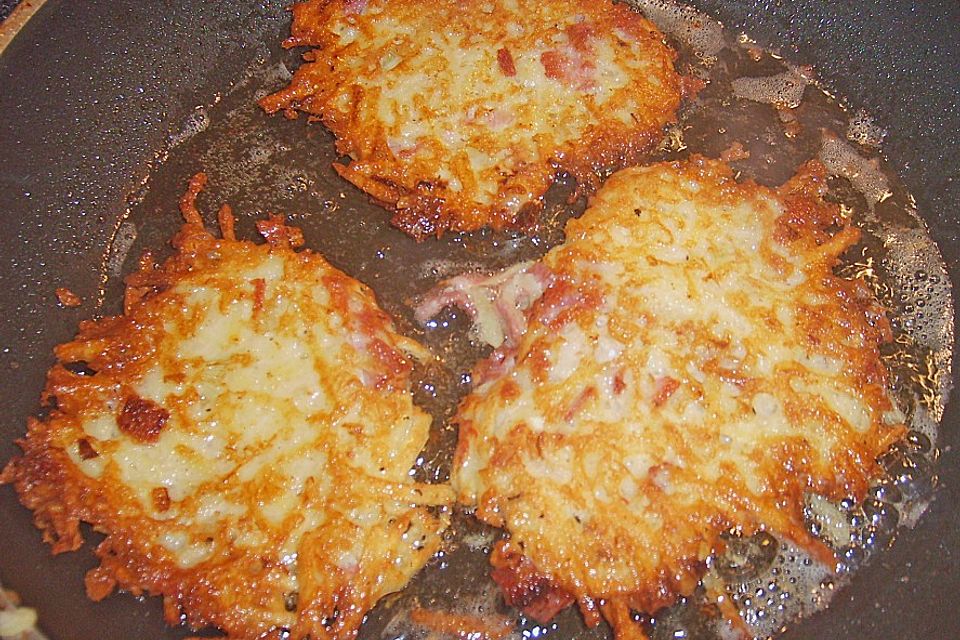 Riefkoken mit Salami