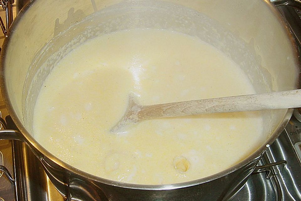 Polenta mit Luganiga - Ragu