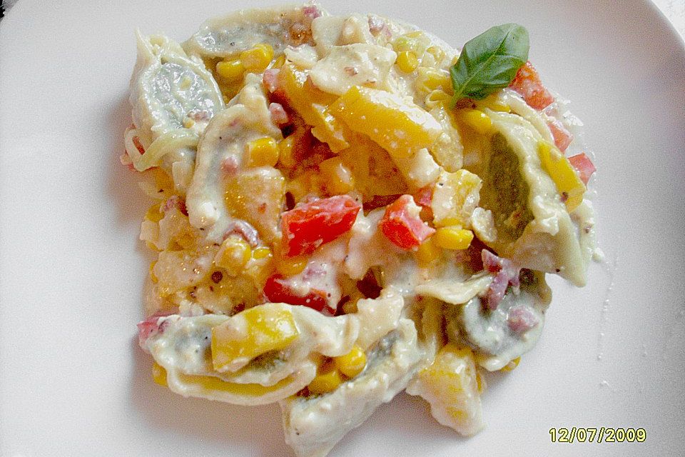 Maultaschen in cremiger Gemüsesauce