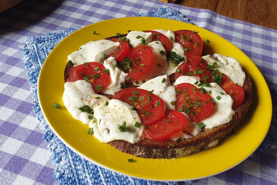 Tomaten - Mozzarella - Brot