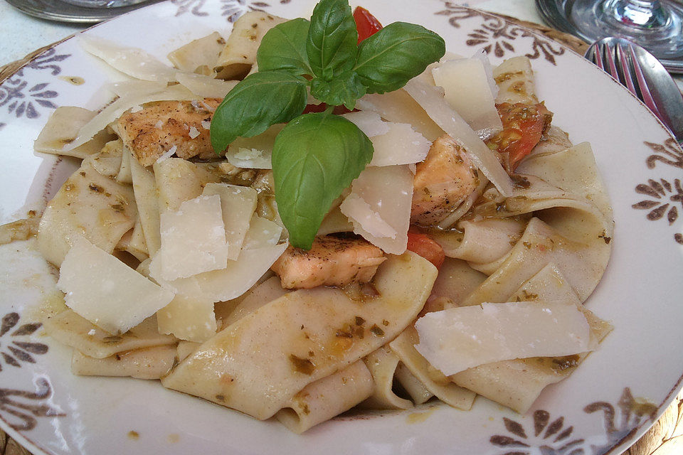 Tomaten - Lachs - Pasta