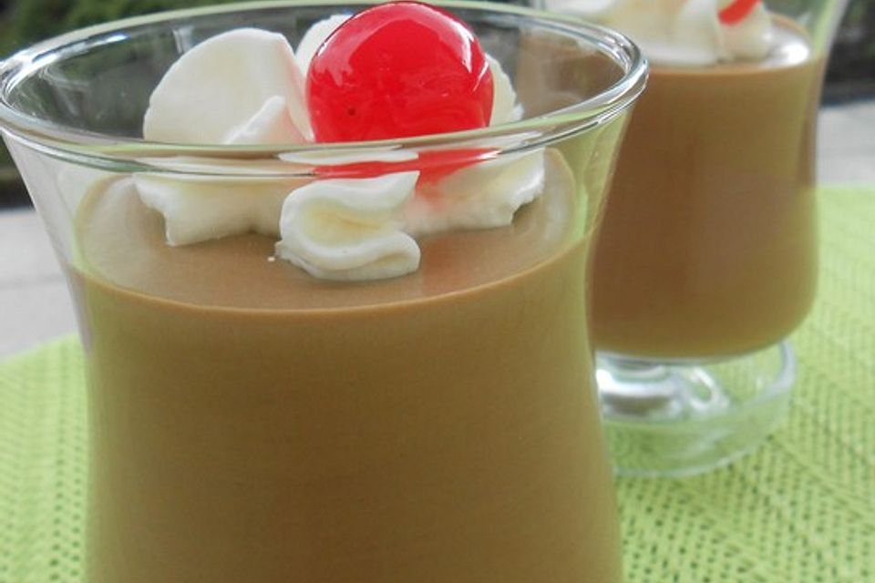 Amaretto - Schoko - Mousse