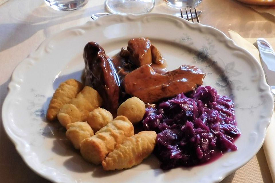 Saftiger Schweinebraten