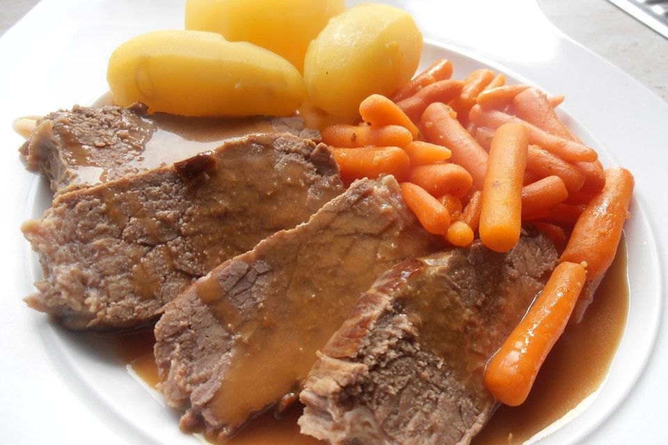 Saftiger Schweinebraten