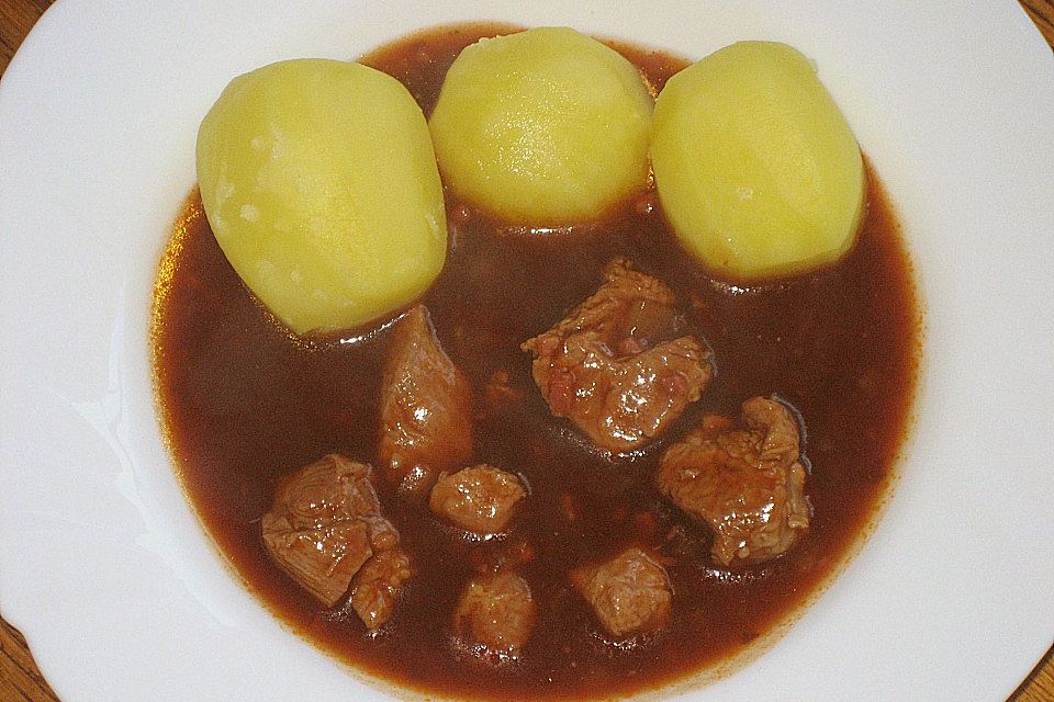 Gulasch mit Malzbier