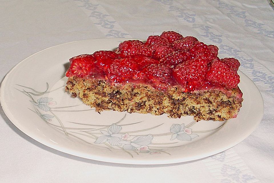 Fruchtig schokoladiger Himbeerkuchen