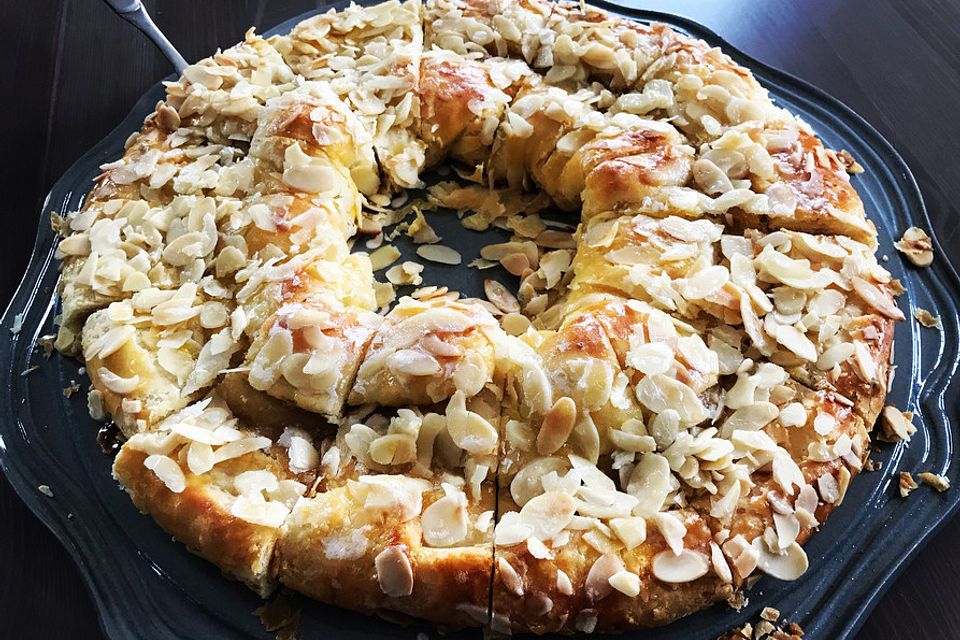 Kopenhagener Kranzkuchen