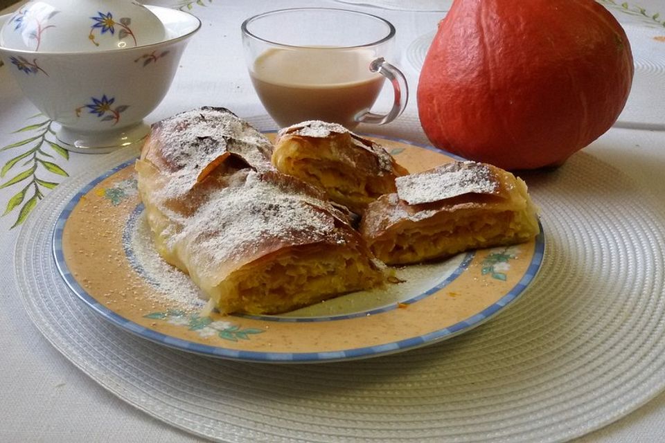 Kürbisstrudel