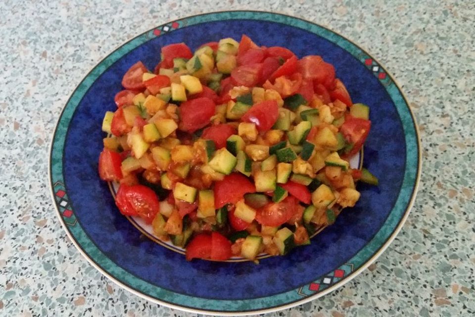 Zucchini - Tomaten - Gemüse