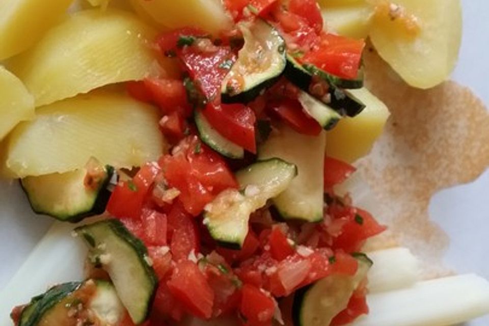 Zucchini - Tomaten - Gemüse