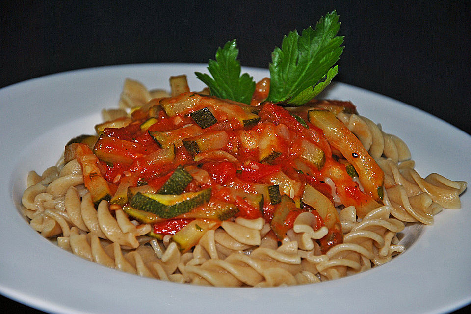 Zucchini - Tomaten - Gemüse