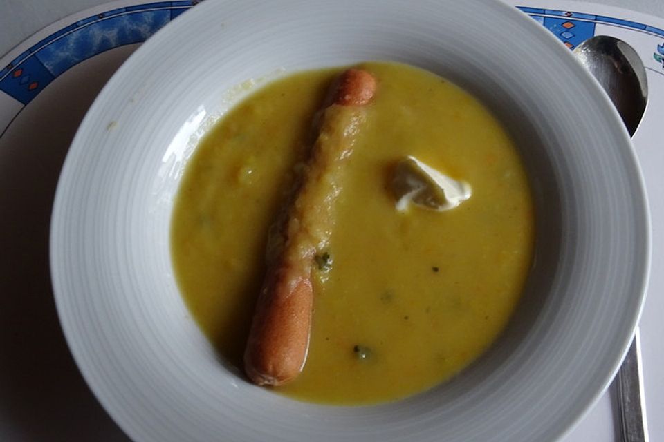 Omas Kartoffelsuppe