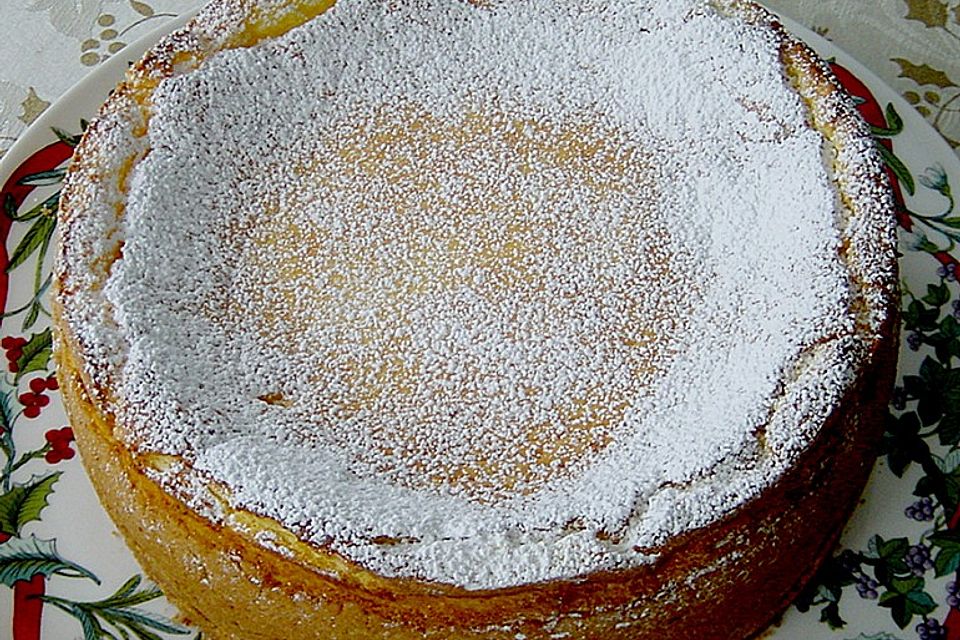 Käsekuchen  mit  Mürbeteigboden