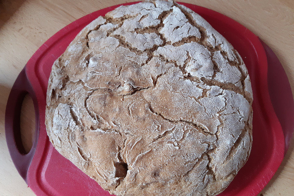 Burgis Walnussbrot mit Sauerteig