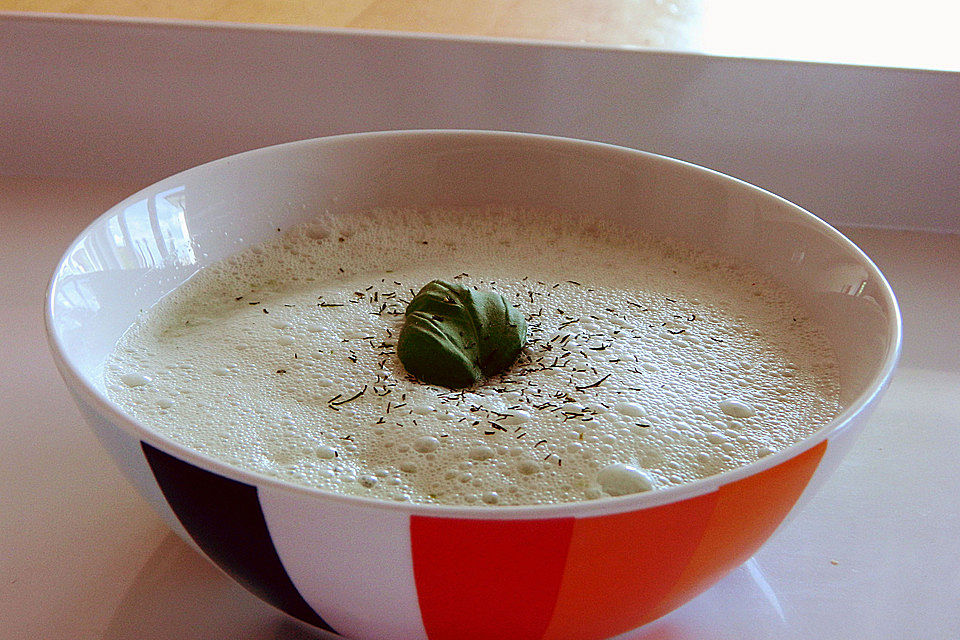 Gurkensuppe