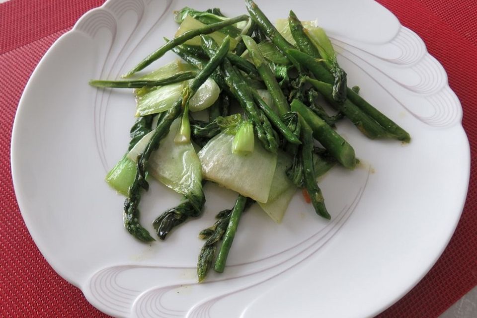 Spargel-Pak Choi-Gemüse