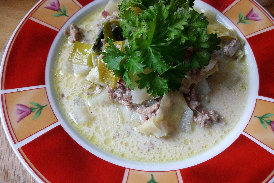 Deftige Kohlrabi  -Kartoffel - Suppe