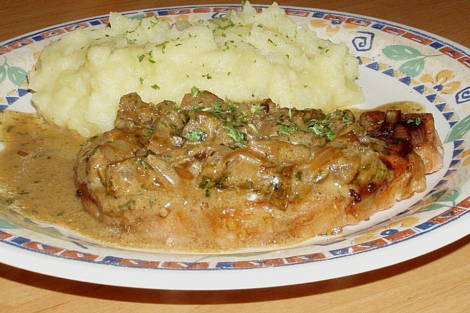 Kasseler mit Apfelsauce