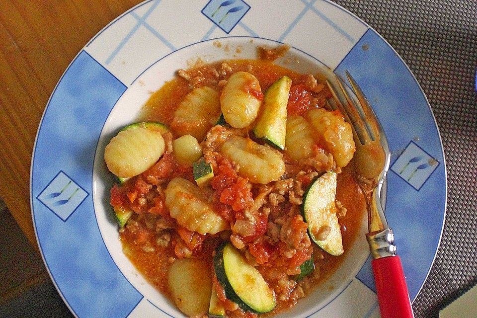 Zucchini-Gnocchi-Auflauf