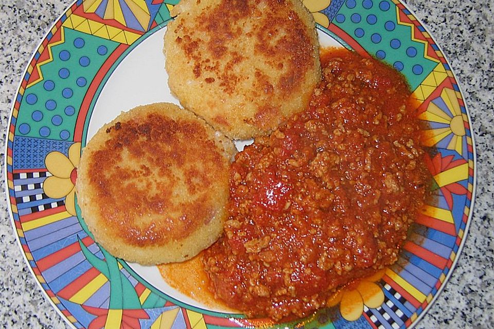 Reiskroketten mit Bolognesesauce