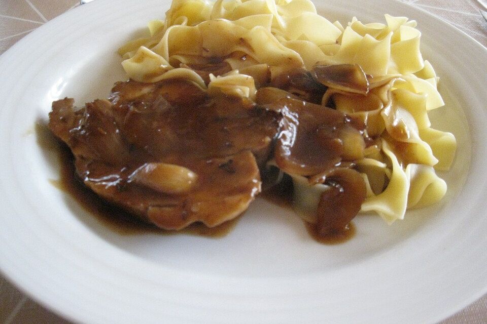 Schweinebraten in Biersauce