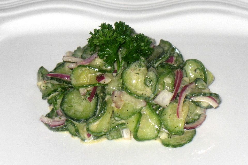 Urmelis  lieblicher Gurkensalat