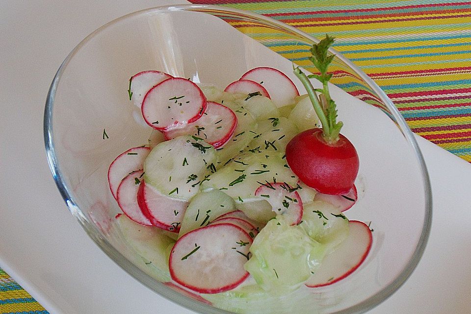 Urmelis  lieblicher Gurkensalat